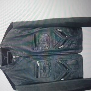 BCBGMaxAzria Leather Moto Jacket Cropped Gray Zippered Pockets Women Small EUC